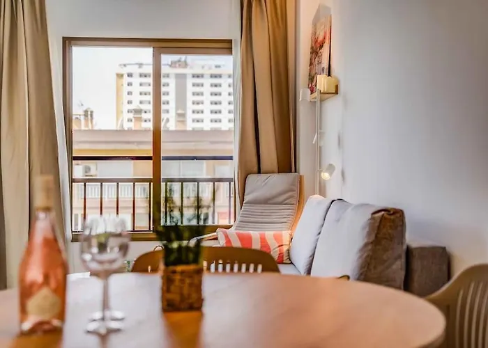 118 - Modern Beachfront Апартаменты Фуэнхирола