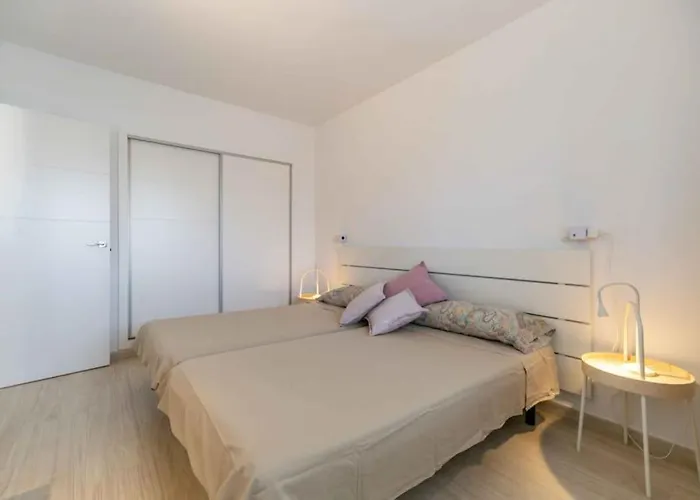 Apartamento 118 - Modern Beachfront Fuengirola