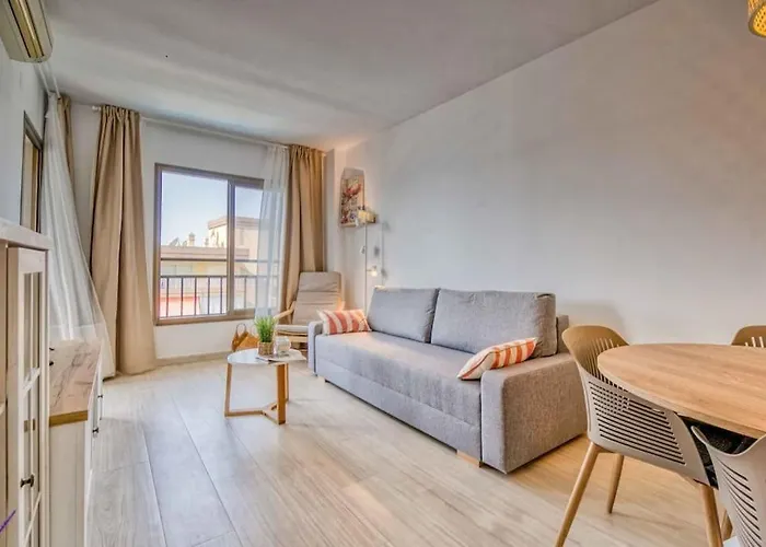 118 - Modern Beachfront *